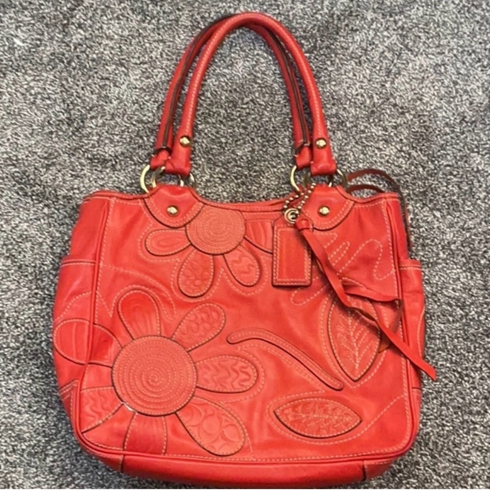 Coach Limited Edition Large Floral Bleeker Shoulder Bag - Picture 8 of 8